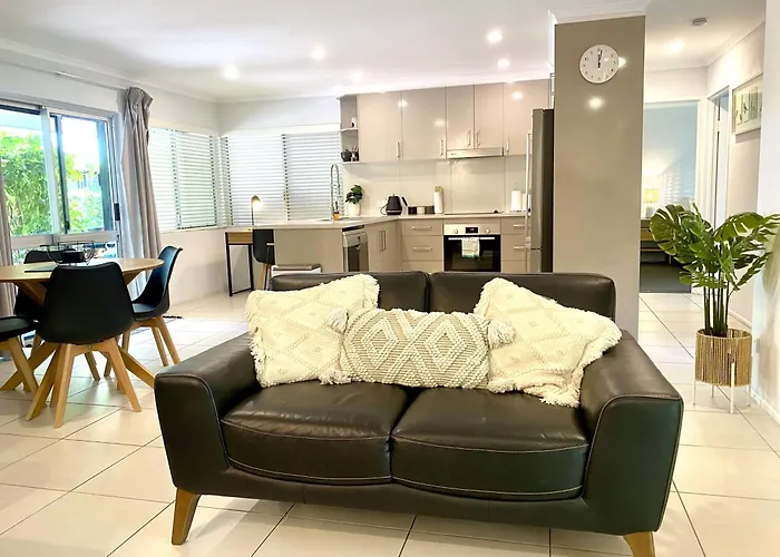 Lychee Tree Holiday Apartments